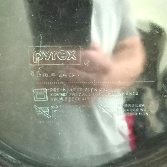 Vintage Pyrex C-209 Fluted Glass Deep Dish Pie Plate – 9.5" Bakeware USA - Picture 2 of 2